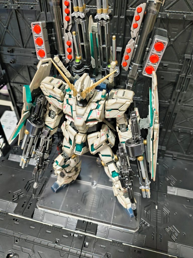 RX−0 FULLARMOR UNICORN GUNDAM–2枚目/制作者：marieda