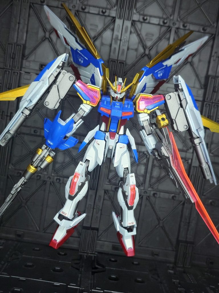 そして完全体のＷ．Ｏ．Ｇ😆ゴテゴテしすぎ🤣でもそれ言ったらＶ２ＡＢって公式の前科があるんだからノーカンですよね（笑）肩周りにバインダーが付くとダブルオーライザー感もあってビルド系って感じが一層強くなりますね😁