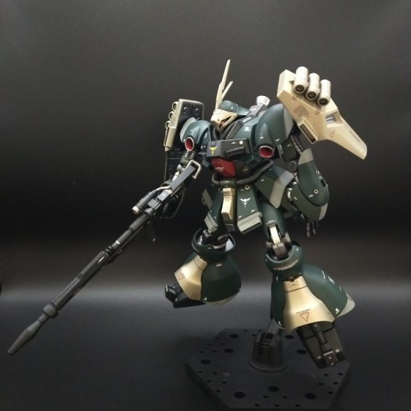 HG ヤクト・ドーガ ギュネイ機