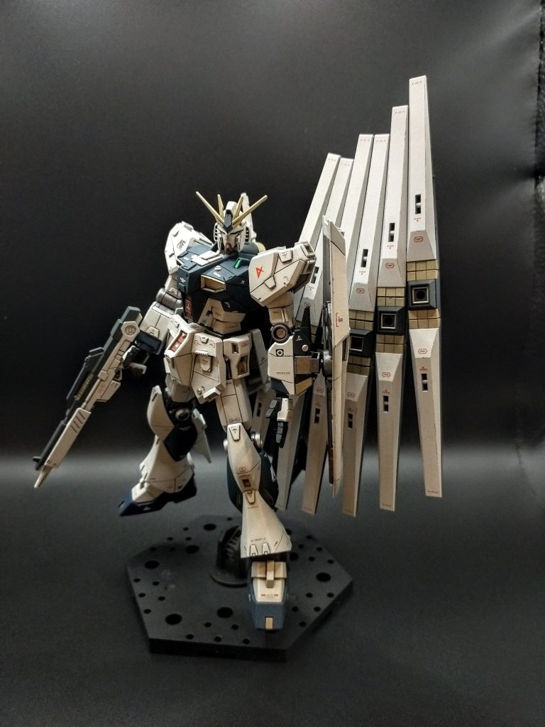 EG νガンダム ファンネル付き–3枚目/制作者：jejejejegan