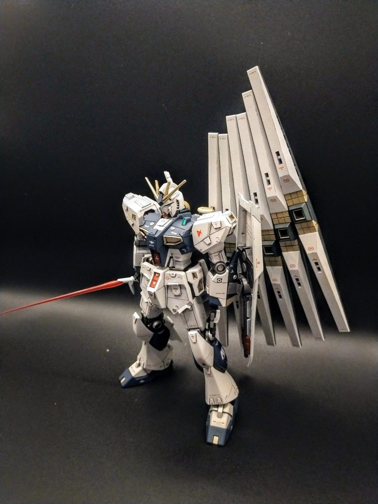 EG νガンダム ファンネル付き