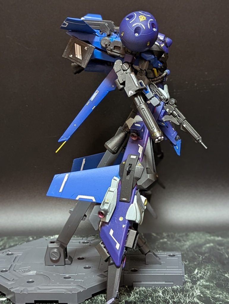 横のシルエット好きです。