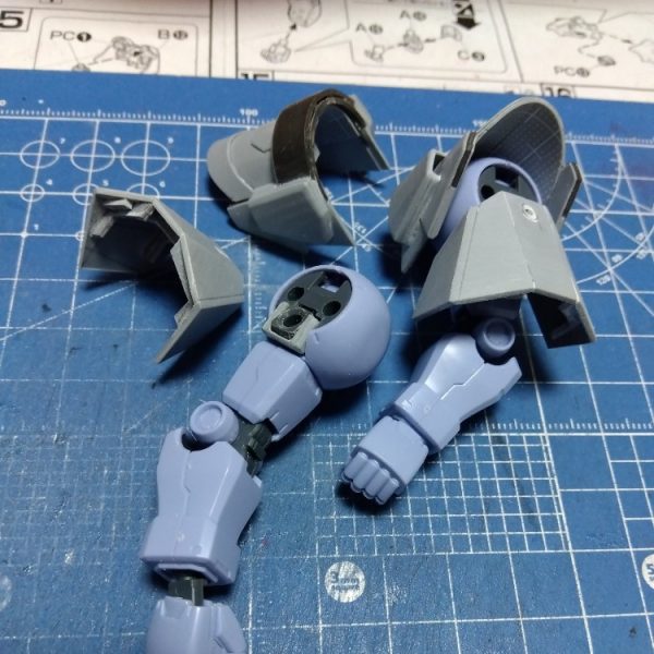 ギャン×ドラッツェ　制作開始しました😆その８
