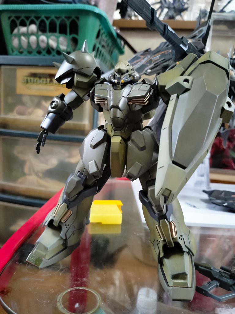 作品名：もうひと息☺️<p>メッサーf01　ネオジオン仕様完成までもう少し💦 全塗装トップコートまで終わりました(笑) 後は夜に到着するであろうネオジオンデカールとその他ホビージャパンとかのデカールを貼って仕上げコート吹いて完成の予定です✨ メタル [&hellip;]</p>
