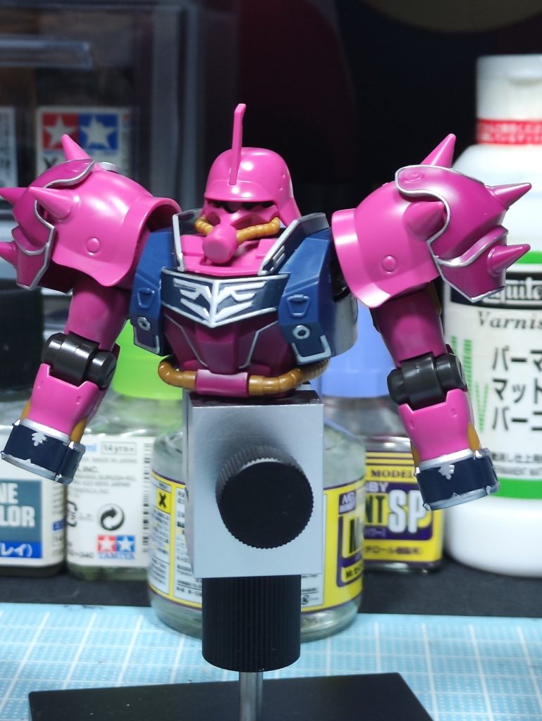 アクリルマーカで塗ってはみ出した部分を爪楊枝でゴシゴシ(๑•̀ㅂ•́)و✧
