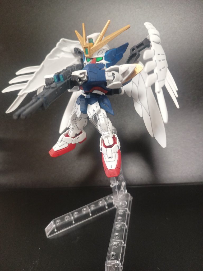 最後はお約束のツインバスターライフル発射風に。いつかウィングゼロEWのMGとか作ってみたいと思っています。以上、最後までご覧頂きありがとうございました！