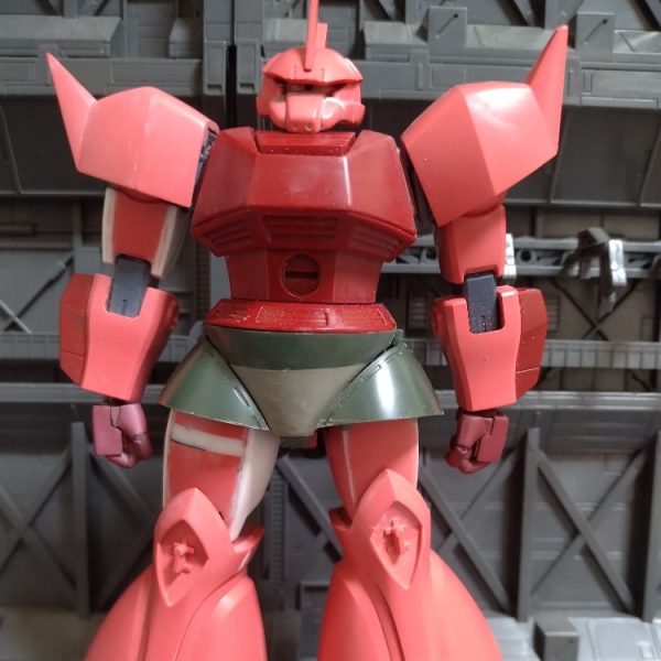 HGUCシャア専用ゲルググ改造中