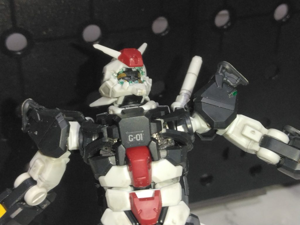 バイザー割れ後のカメラアイが４つ見えた瞬間は震えました😊