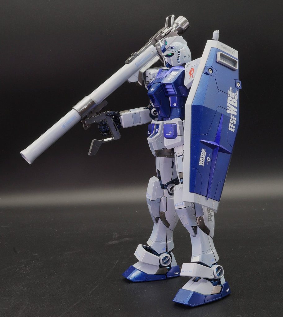 MG ガンダムVer.3.0 [ガンダムベースカラー] メタリック塗装–3枚目/制作者：あるむ