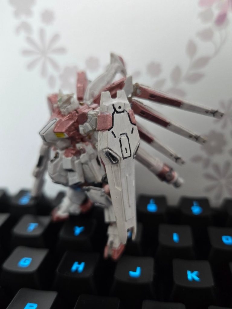 アーティファクト Hi-νガンダム–2枚目/制作者：フジヤ