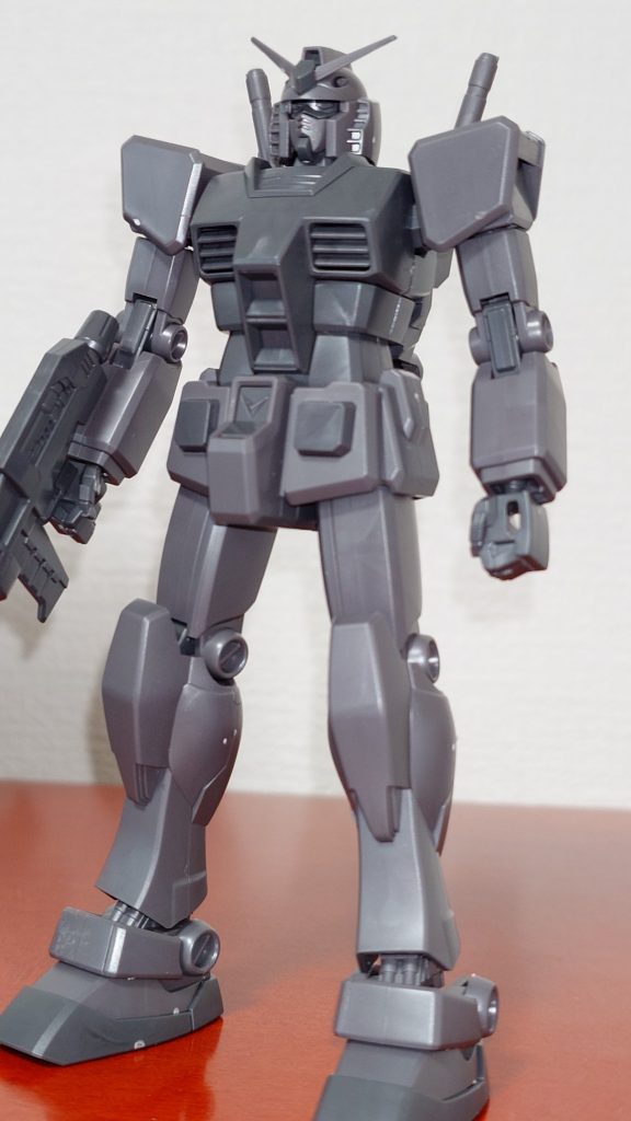 ですがアンテナのダボはニッパーで切り落としました(笑)