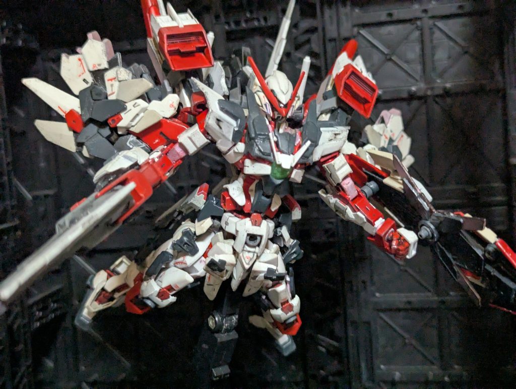 敵陣突入後はアーマーをパージ…ガンダムモードで戦闘開始。