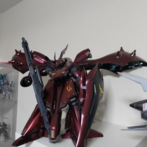 昨年にメルカリでhgナイチンゲールを購入したらre100ナイチンゲールが届いたので、そのまま製作しています。仕事が忙しいすぎて全然塗装ができませんあと少しなんですが、完成まで半年はかかるかなと思われます。なので先に備忘録として本体赤ガイア黒サフ→クレオスルビーレッド→クレオスクリアーレッドフレームガイア黒サフ→クレオスgxメタルブラックバーニア(塗装中)ガイア黒サフ→クレオススーパーシルバー→クレオスクリアーブルー→クレオスクリアーイエロー腕メカサフスーパーヘヴィ武器未定デカールは1/100逆襲のシャア23を使用予定ラッキーな事にモノアイのLED付きでした。8/30 モチベーションがあがらないためデカール貼りに移行します。バーニアノズル1個紛失のため、壽屋バーニアノズル購入UME-STARディテールアップエッジングモールド41右手無いためオデュッセウスガンダムより余剰パーツを流用デカールはMG逆襲のシャア23とハイキューパーツのコーションデカールホワイト3を使用追記妥協して終わりとします&nbsp;&nbsp;（2枚目）