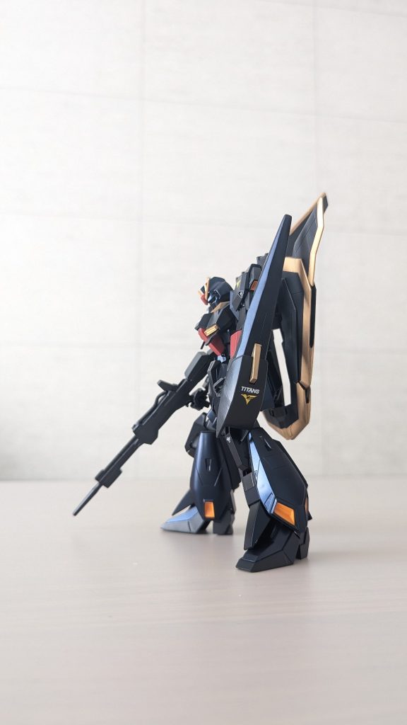 ゼータガンダム(鹵獲カラー)–3枚目/制作者：Chihhie