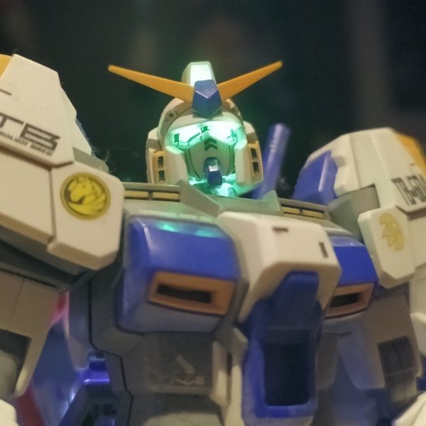 過去作 MG RX-78-4 ガンダム4号機 LED組込み