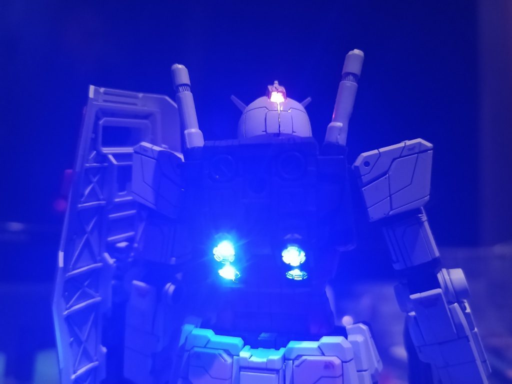リアカメラも光ってます☝️