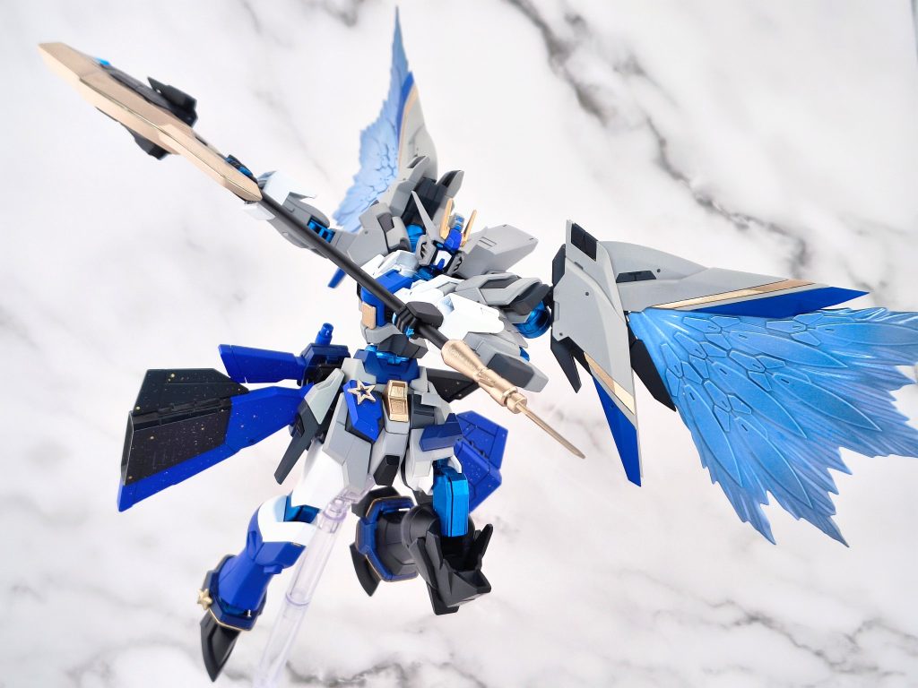 武装にハルバードを追加しました。