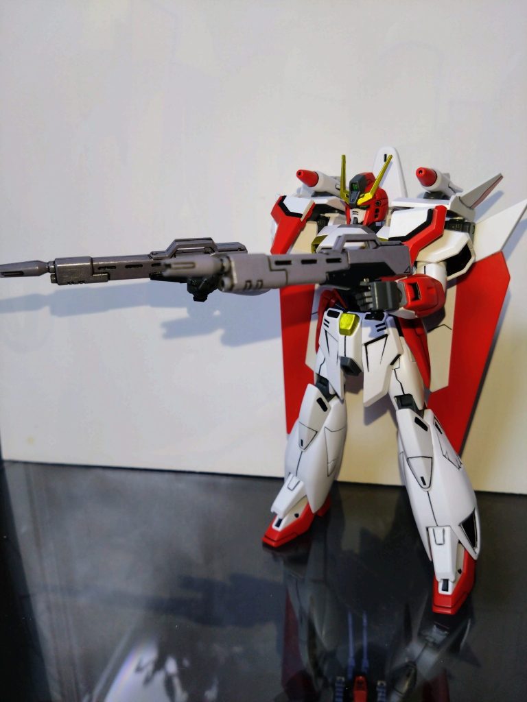 バスターライフルにはマイティーストライクフリーダムダークブルー、ガンダムルブリスグレーを使用しました。