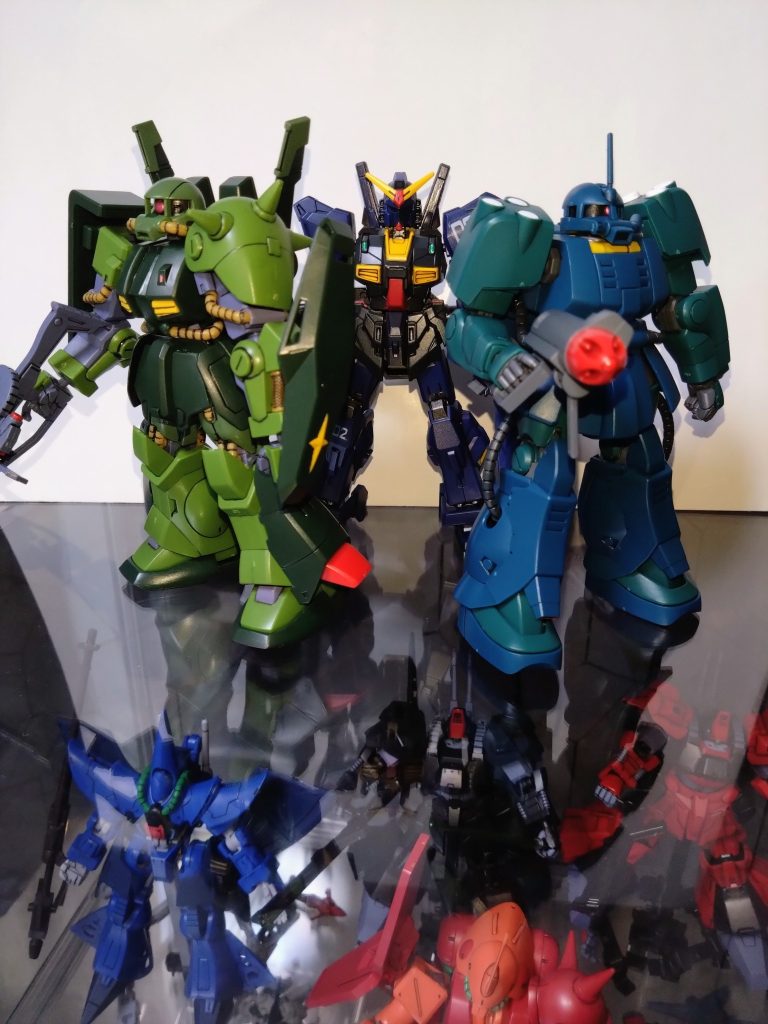 以前投稿したGフレームのガンダムMk-IIやハイザックと同じサイズにしました。