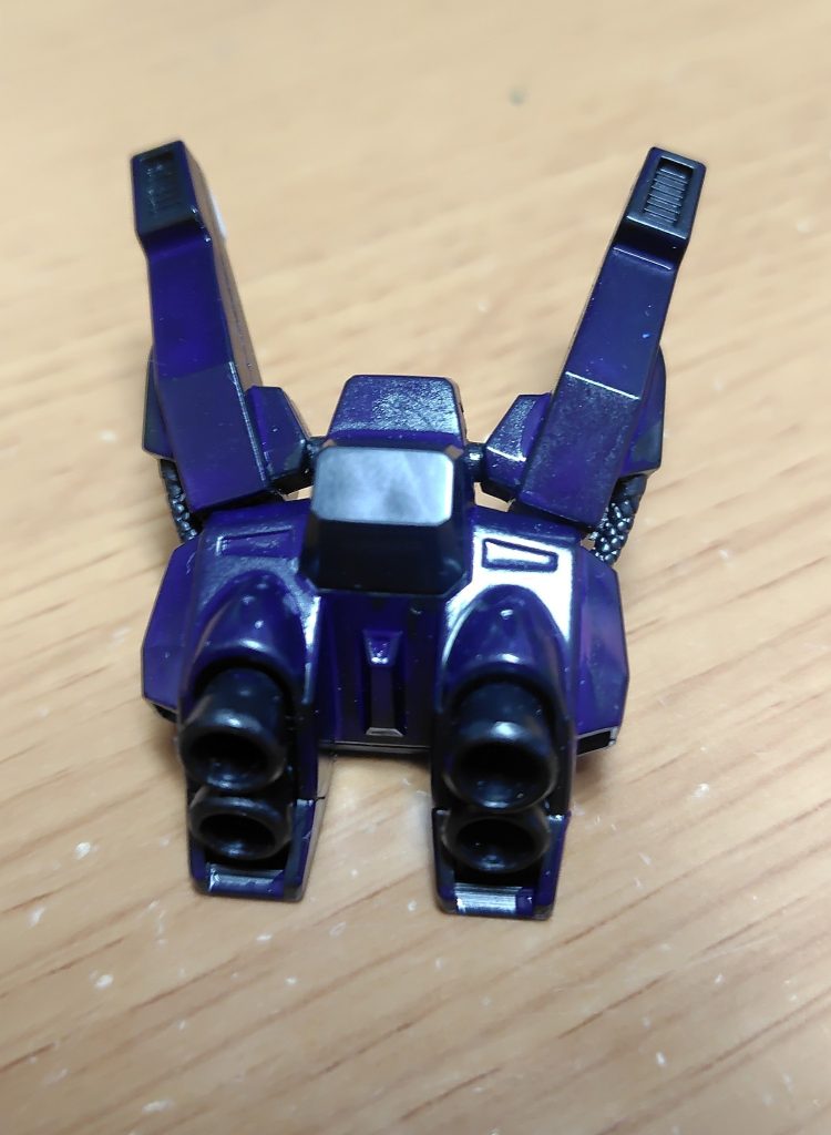 Mk-Ⅱのバックパックを2点穴で装備出来る様にした。