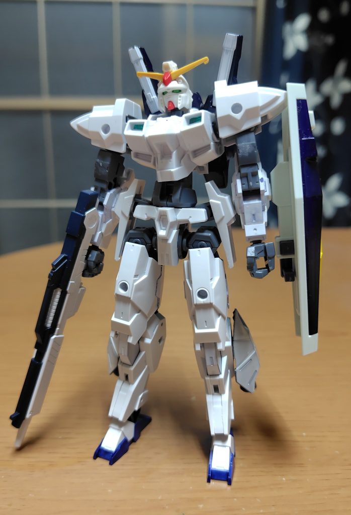 エグザマクスとEGガンプラの共通規格の機体としての検討案。