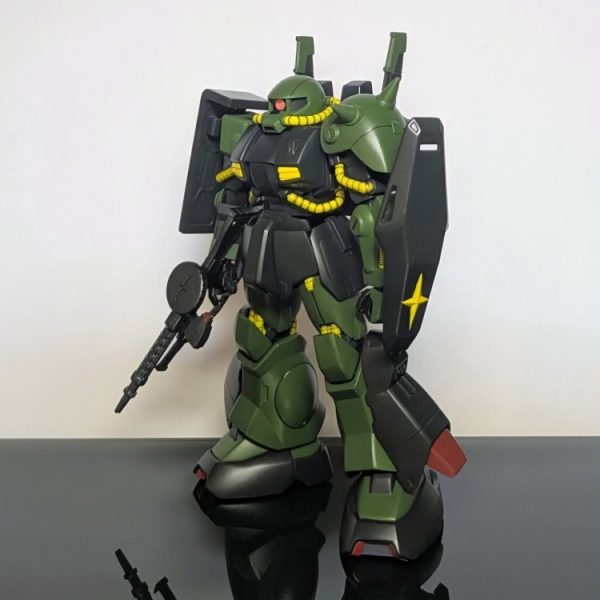 BANDAI 1/144スケールモデルHGUC RMS-106 HI-ZACK