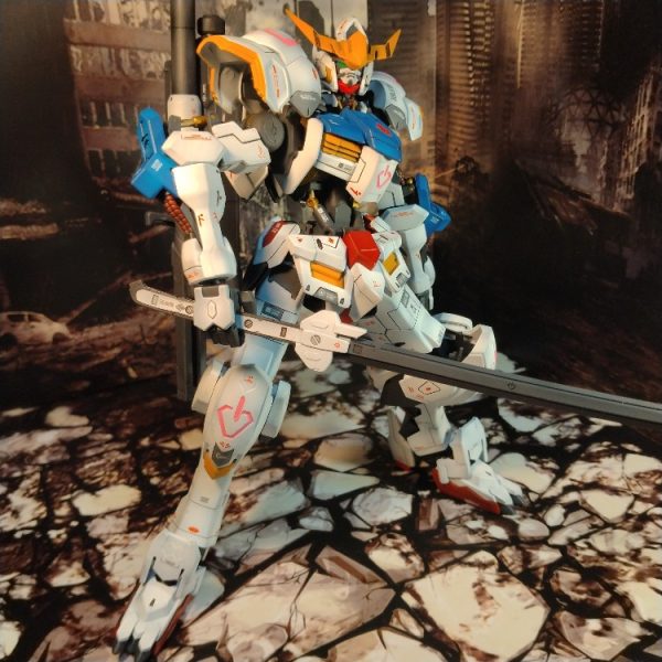 １００分1フルメカニクスバルバトス第四形態