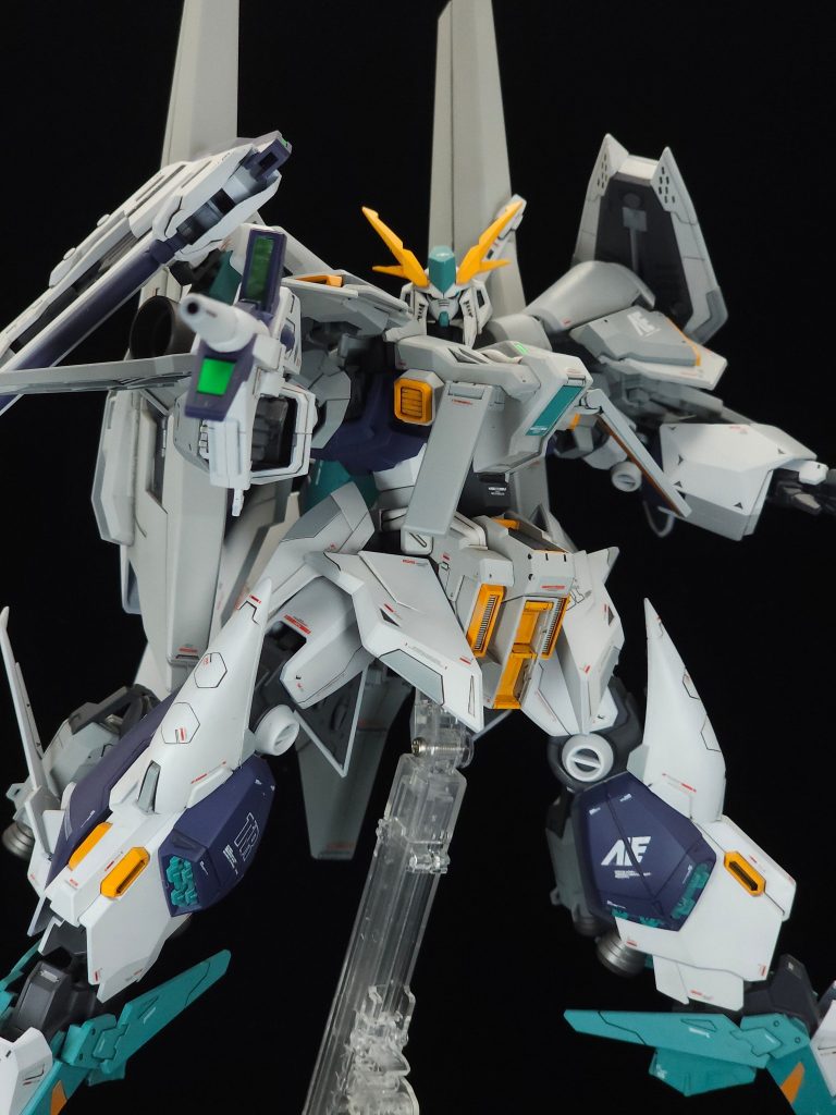 イカロスユニット装備型クスィーガンダム–6枚目/制作者：ル・クルーゼ