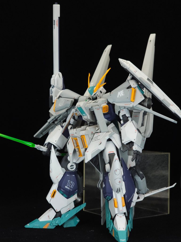 イカロスユニット装備型クスィーガンダム–9枚目/制作者：ル・クルーゼ