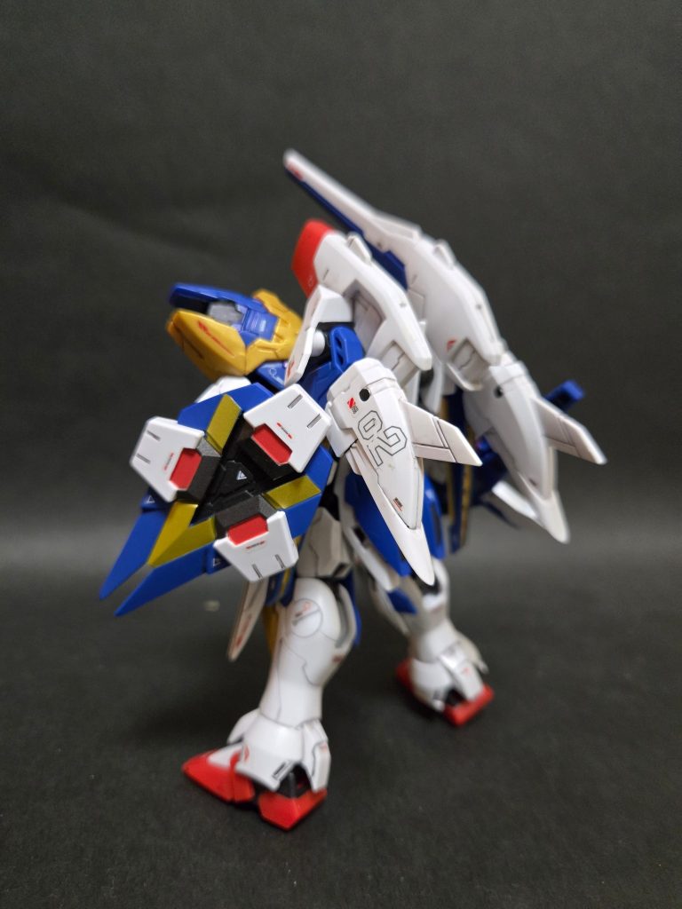 小型MSな設定のためHGとほぼ同サイズのようですがHG未所持のため並べられず(T_T)