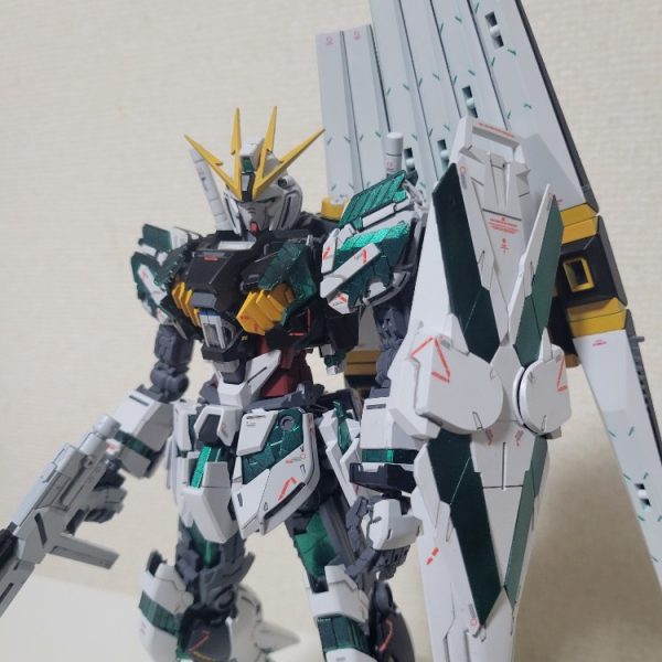 ナラティブガンダム ファンネル装備
