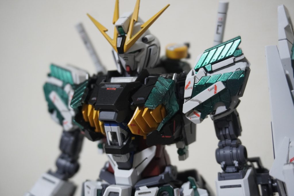 ナラティブガンダム ファンネル装備–2枚目/制作者：PANDAMAN01