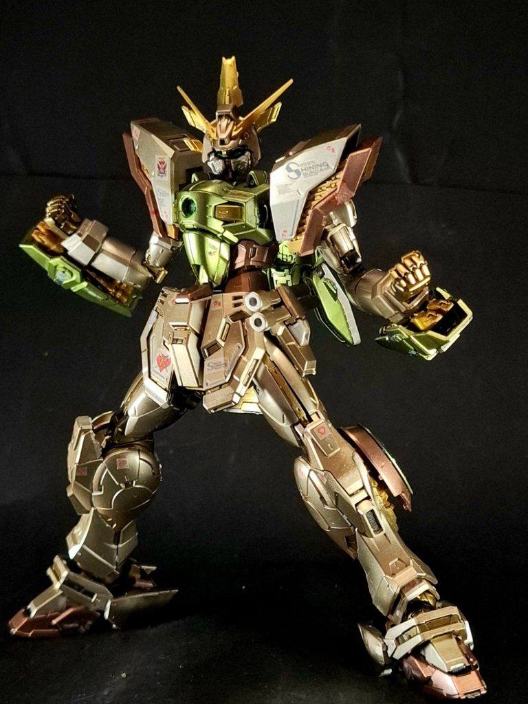 RG シャイニングガンダム(スーパーモード)–2枚目/制作者：鈴木　克海