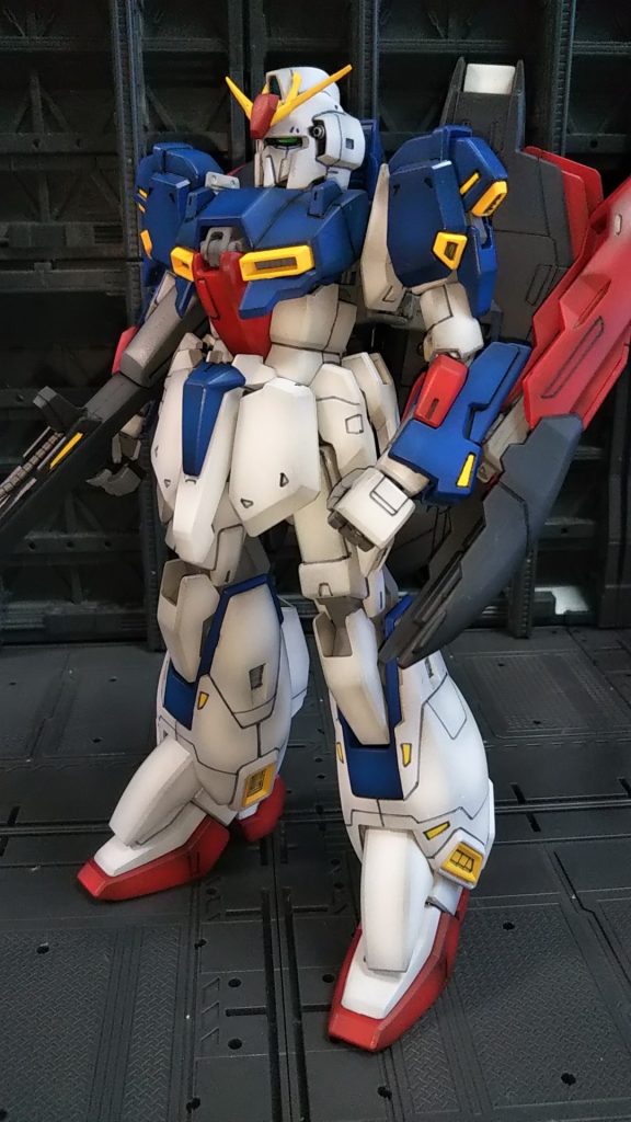 左前修正に当たって分解しましたがかなり苦戦しました（あとハメとか当時工夫してました）白パーツも黄ばみがありまして、全塗装していてもあちこち劣化していました築29年もう立派な大人の作品です修正してやる