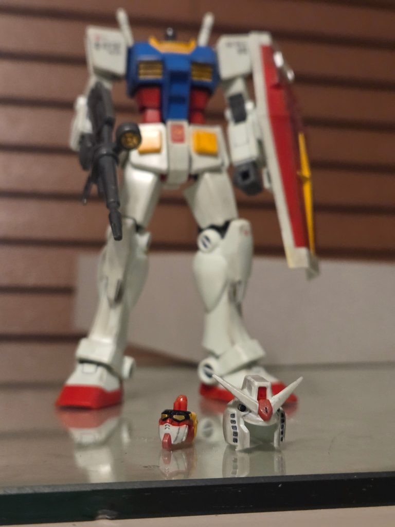 -Rounded the faceplate center point&nbsp;-lowered the visor-increased seperation between the twin eyes&nbsp;-added material to face peg to lower it inside helmet