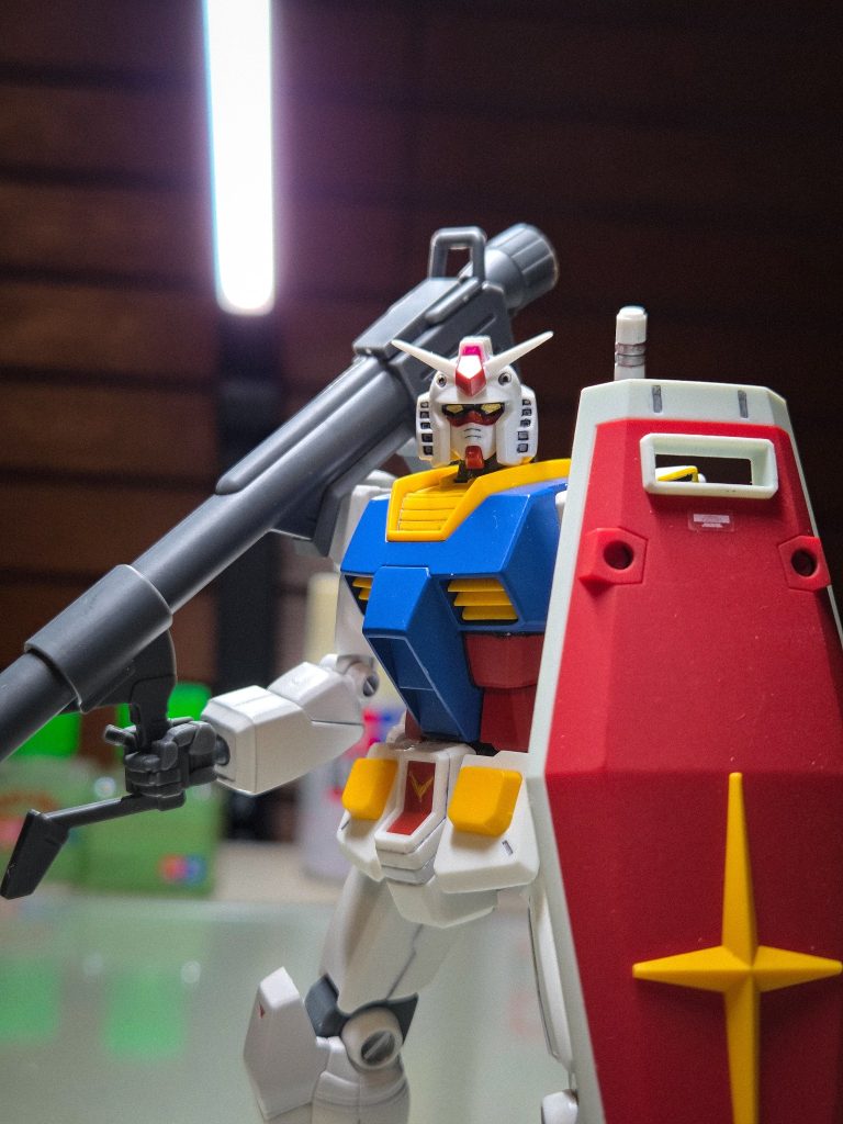 Rx-78-2 custom Dubai gundam–3枚目/制作者：SeventyEight