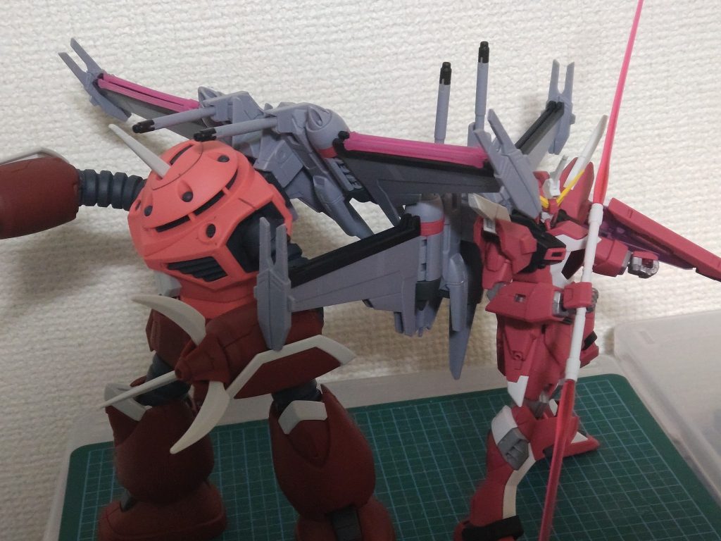両方とも積んであったガンプラを消化しました。ズゴックは発売前に予約が出来た唯一のガンプラでもったいない精神で中々に組み立てに至ることが出来なかったガンプラでここにきてようやく重い腰を上げ作りました。