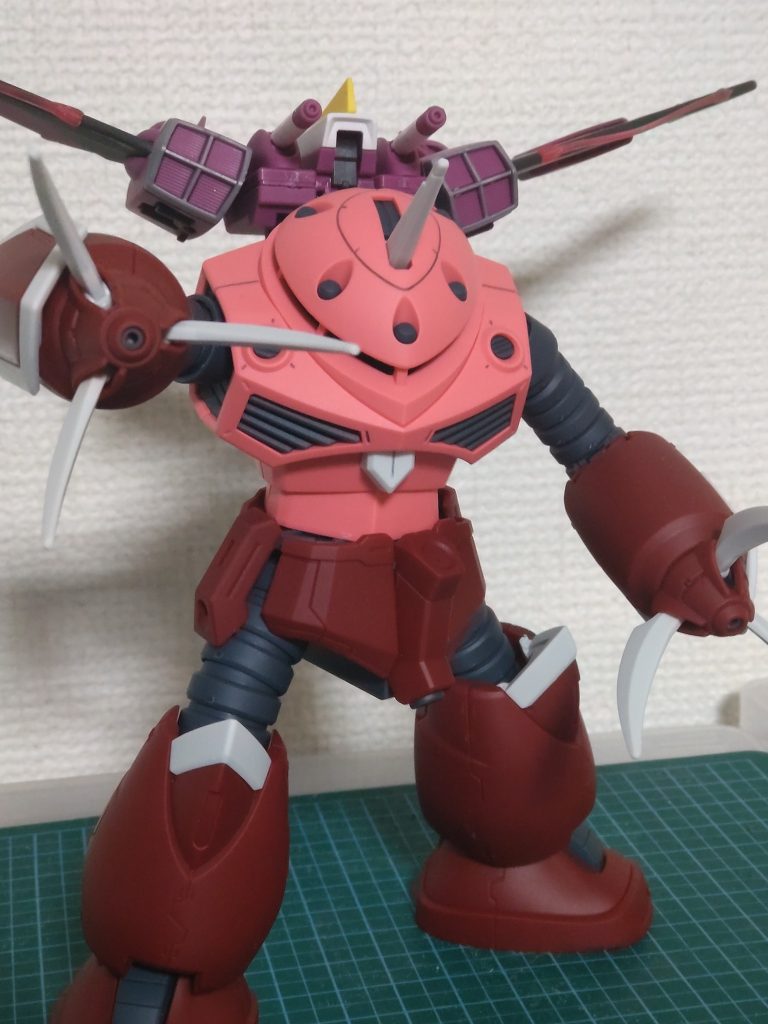 規格が同じということもありインフィニットジャスティスのファトゥムも付きます。
