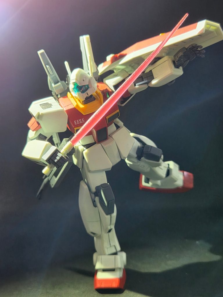 皆様御存知の通り☺️その特長はガンダムMk-Ⅱの技術を取り入れた事😌全体の3割強をG Mk-Ⅱと同型のモノに換装、バックパックは簡易量産モデルを用意したソウな🤩