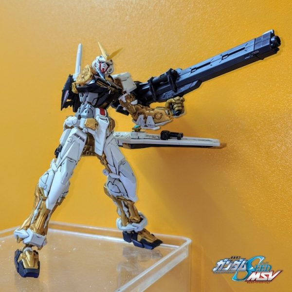 RG•ガンダムアストレイゴールドフレーム