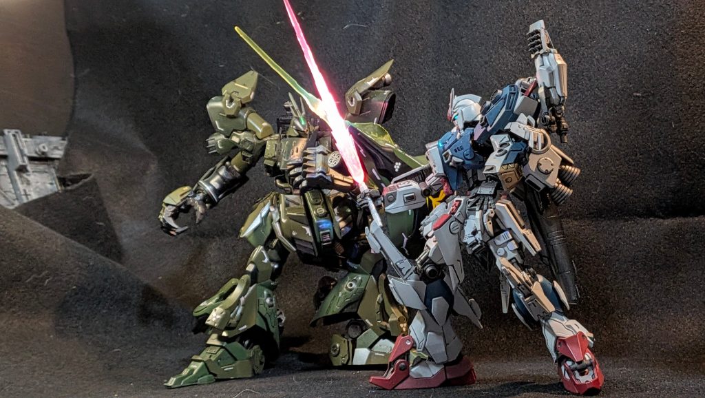 せっかくなので前回作ったアナベルガトー専用フルアーマーサザビーと戦わせてみました🤣✨ガトーとウラキ、逆シャアの世界線で因縁の対決再び！