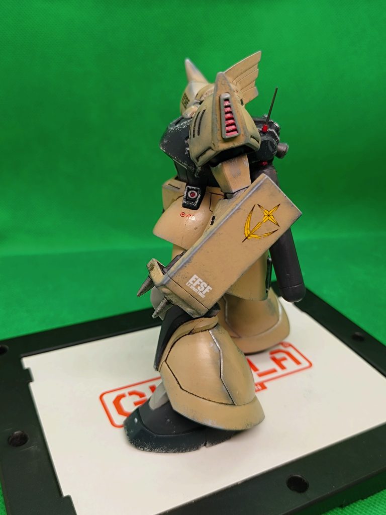 殺意高くて好きなスパイクシールド（腕装備）