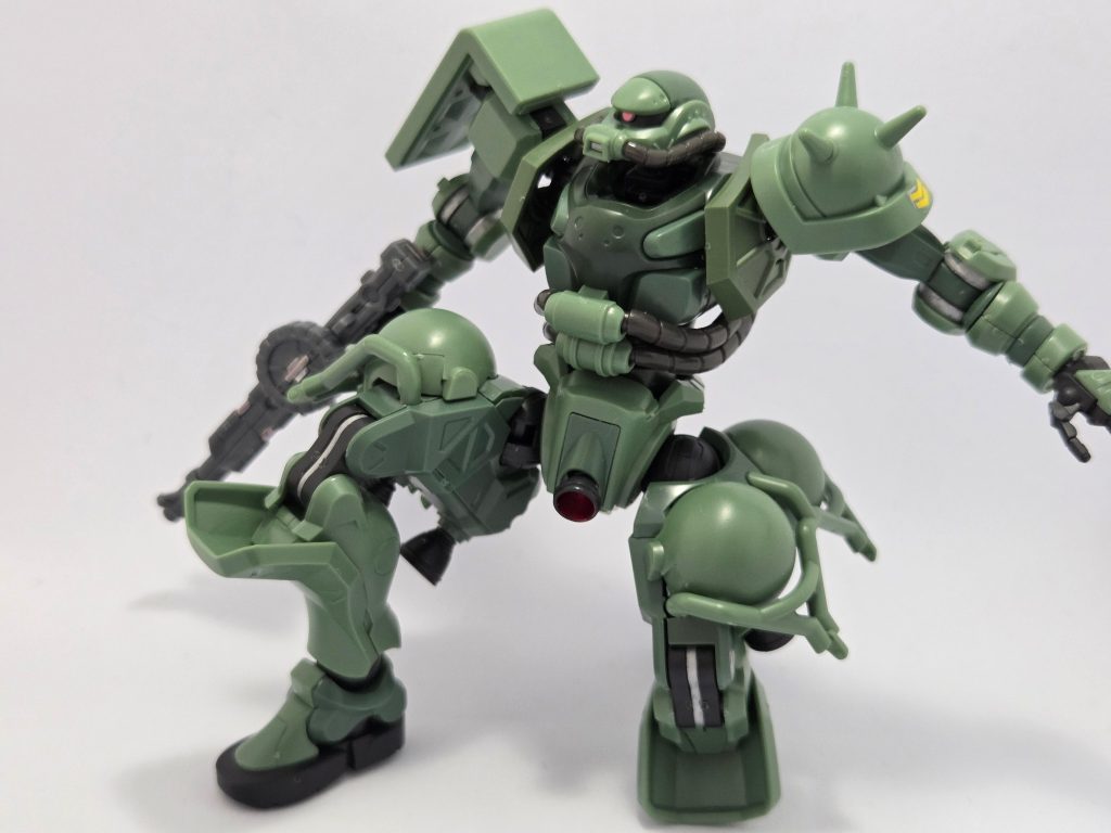 膝立ちも余裕！可動域が優秀ですねー！