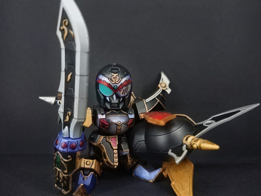 以下カラーレシピブラック…メタリックブラック(T)ゴールド…レッドゴールド(GM)シルバー…シルバー(C)部分シルバー…シャインシルバー(GM)パープル…メタバイオレット(GM)グリーン…メタグリーン(GM)レッド…メタリックレッド(T)仕上げ…Mr.スーパークリアつや消し(C)(T)タミヤ・(C)クレオス・(GM)ガンダムマーカー以上でスプレー、筆塗りで塗装しております。シールはフロントスカートとウイングバインダーのレッド部分を使用してます。