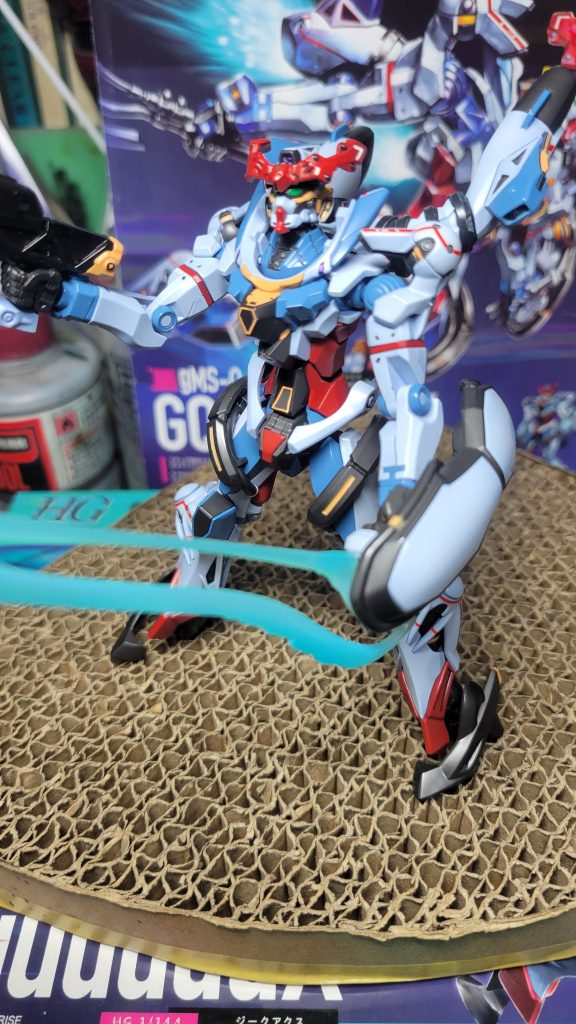 武器に気を取られピントがぁ!