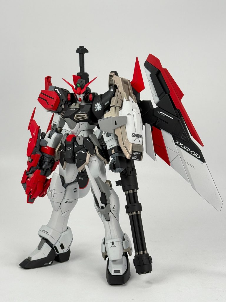 使用機体デスサイズ：頭部、左ウイング、左脚ヘビーアームズ：右腕、バックパック、武装サンドロック：胴体、腰、左足、シールドシェンロン：左腕、右脚＆足、武装