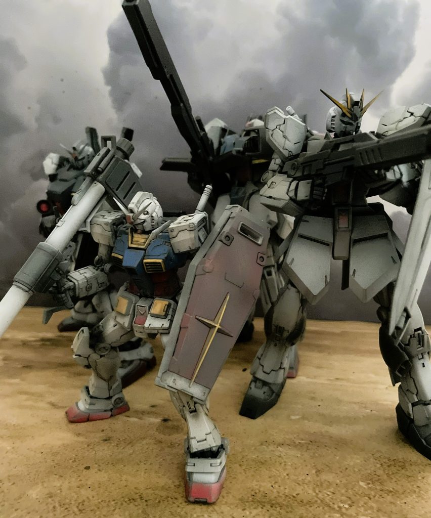 これまで制作した「ガンダム」の揃い踏みです。