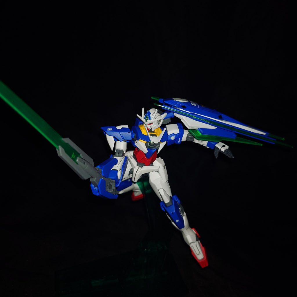 HG ダブルオークアンタ–2枚目/制作者：デンマイ