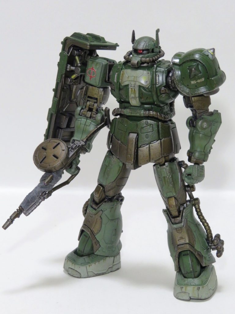 ・使用した塗料下地：アクリジョンベースカラー　グレー濃い緑：濃緑色（中島系）日本陸軍機上面色薄い緑：MSディープグリーン一部装甲や関節：焼鉄色肩の黄色：RLM04イエロー ドイツ空軍機識別マーク武器のスコープ：ガンダムマーカー　メタリックピンク細かい箇所：水性ホビーカラー　ゴールド&メタリック・ウェザリングに使用した道具ウェザリングマスター　ガンメタルリアルタッチマーカー　ブラウン1焼鉄色（チッピング）