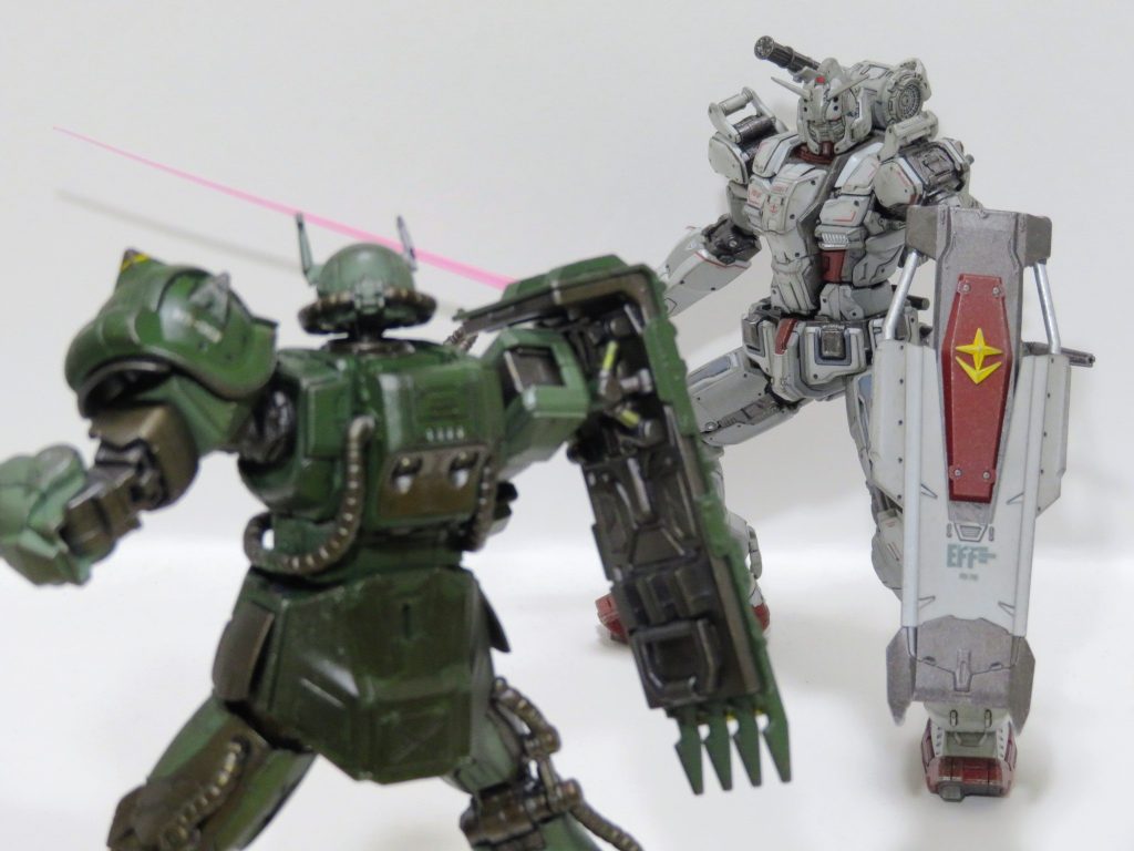 別アングルから。ガンダムEXも筆塗り全塗装＋ウェザリングで仕上げておりますが、作り直したい気持ちもあります😅↓こちら、ガンダムEXの記事になります。良ければ見ていってください。https://gumpla.jp/hg/24983904